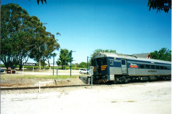 Bluebird rail car 251 in Tanunda
