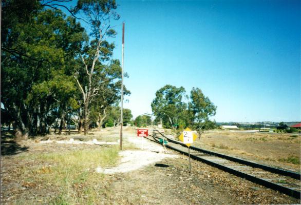 Towards Nuriootpa Station